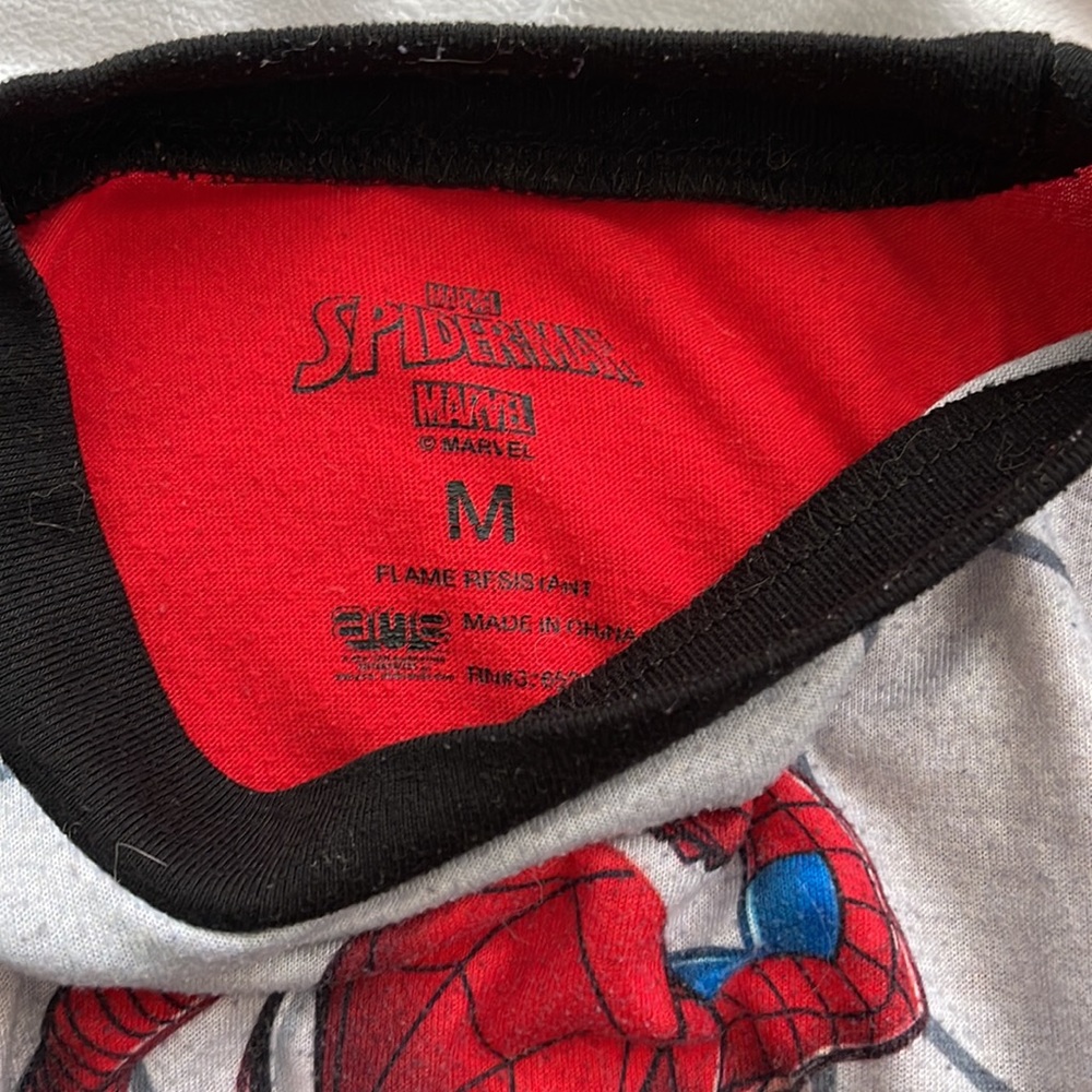 Spider-Man Pajama Set - Picture 2 of 4